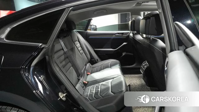 Volkswagen Arteon 2019 Черный из Кореи, фото 3