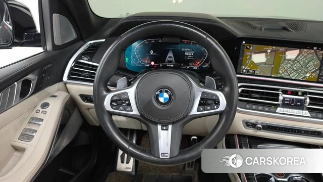 BMW X7 (G07) 2021 Черный из Кореи, фото 3