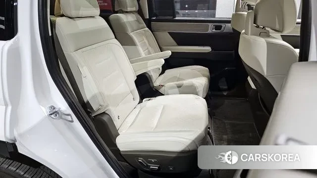 Hyundai Santa Fe (MX5) 2023 Белый из Кореи, фото 3