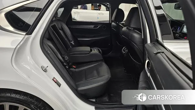 Hyundai Grandeur IG 2018 Белый из Кореи, фото 3