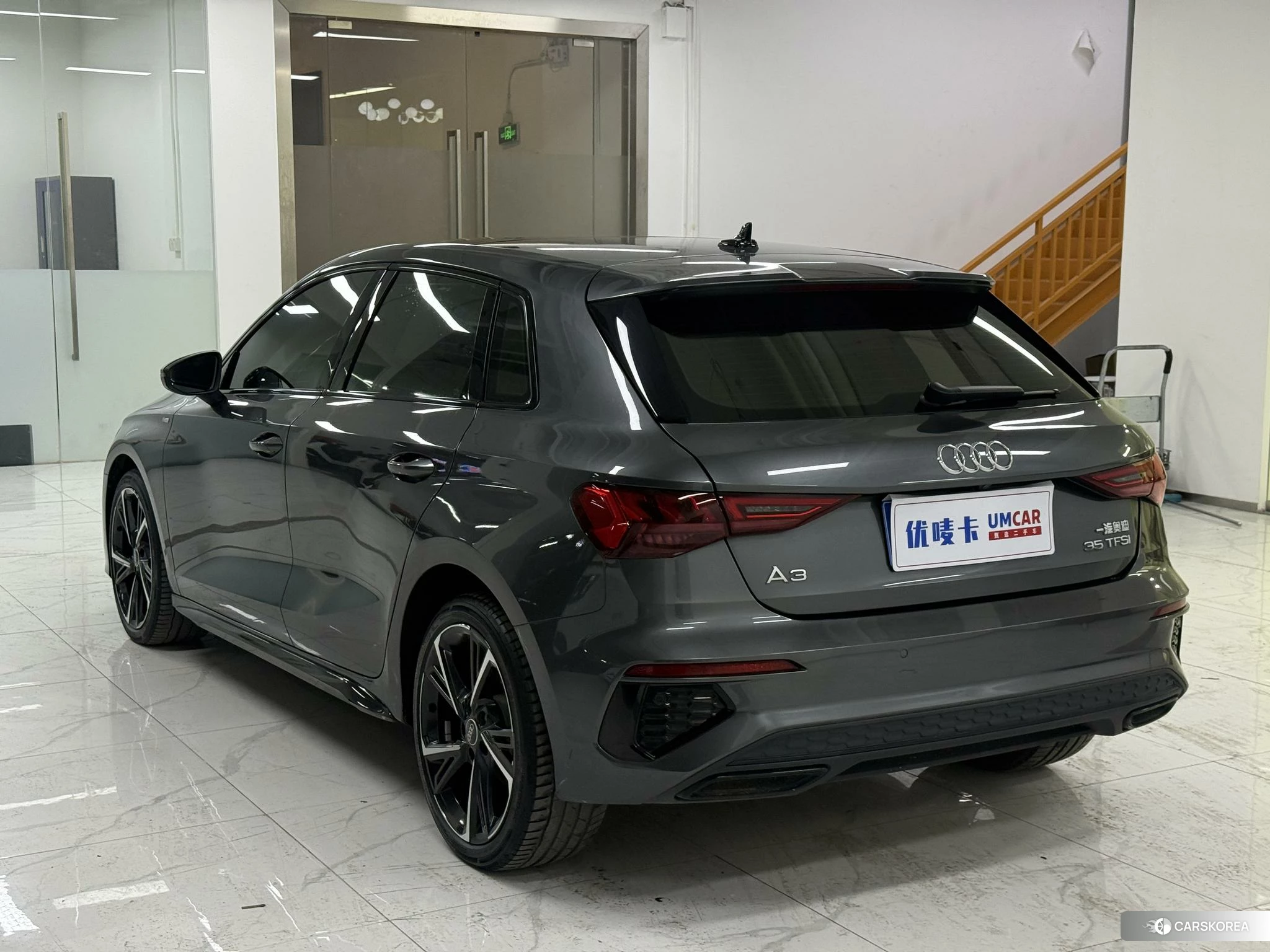 Audi A3 2022 Темно-серый из Китая, фото 3