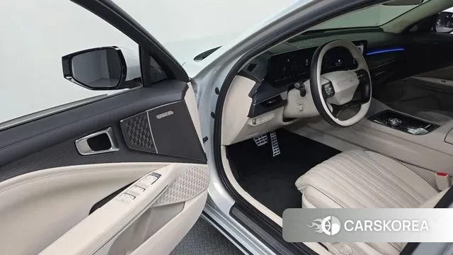 Kia The New K8 Hybrid 2025 Цвет галактики из Кореи, фото 3