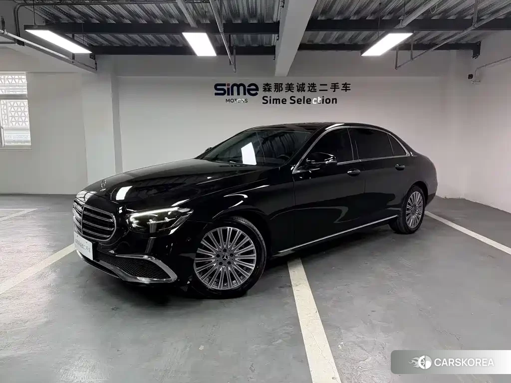 Mercedes-Benz E-Class 2023 Черный из Китая, фото 3