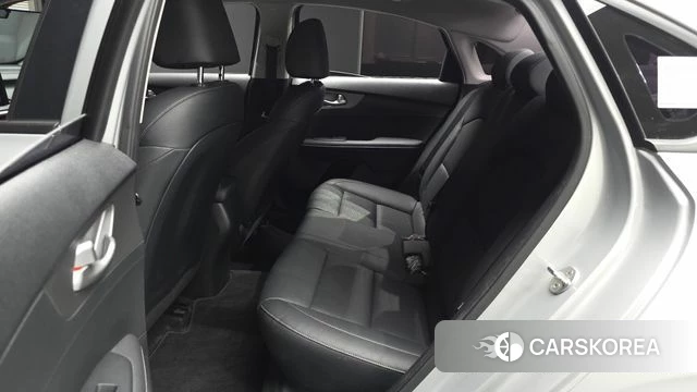 Kia Come New K3 2018 Серебряный из Кореи, фото 3
