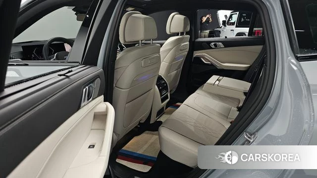 BMW X6 (G06) 2025 Серебристо-серый из Кореи, фото 3