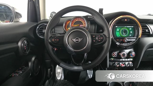 Mini Cooper 2020 Жемчужный цвет из Кореи, фото 3