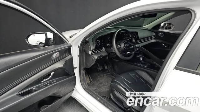 Hyundai Avante (CN7) 2023 Белый из Кореи, фото 3