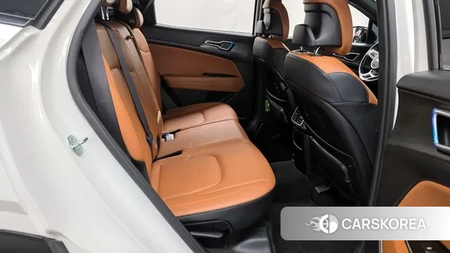 Kia Sportage 5th Generation 2023 Белый из Кореи, фото 3