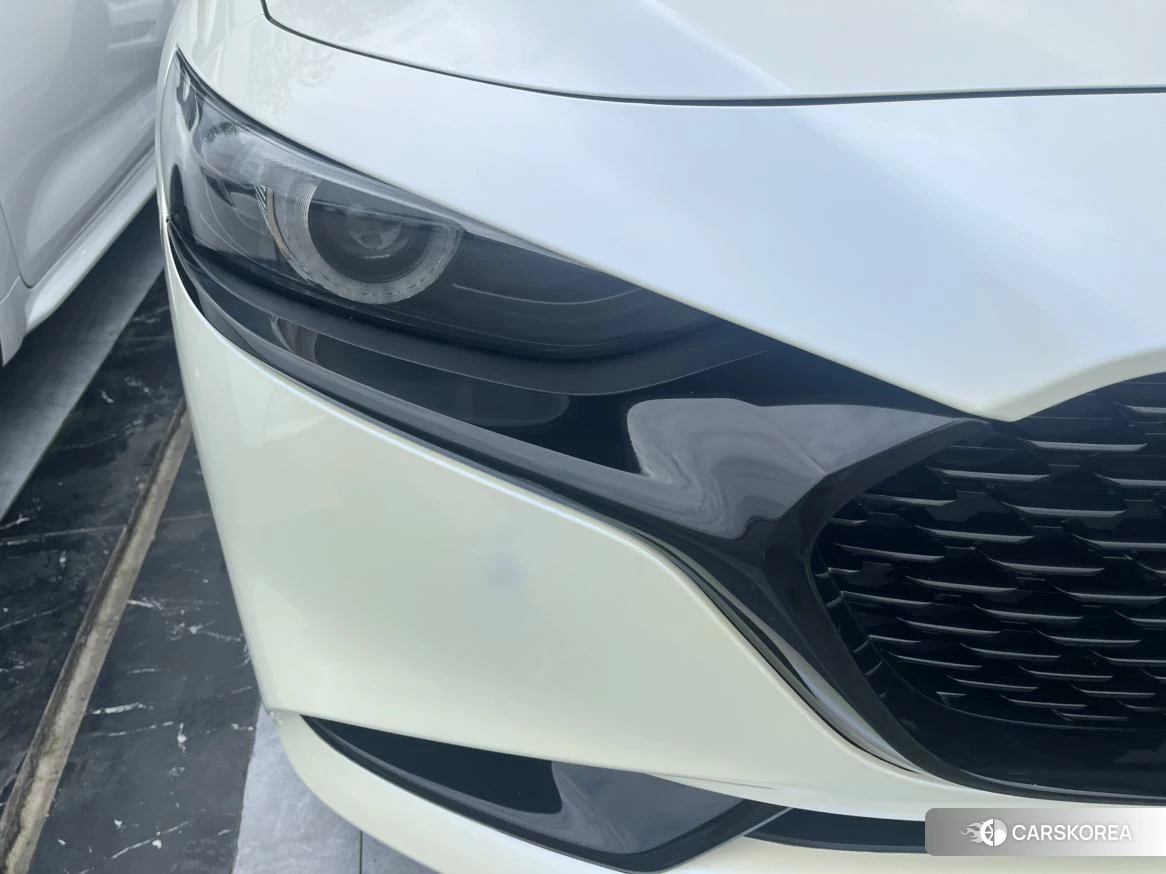 Mazda 3 2019 Белый из Китая, фото 3