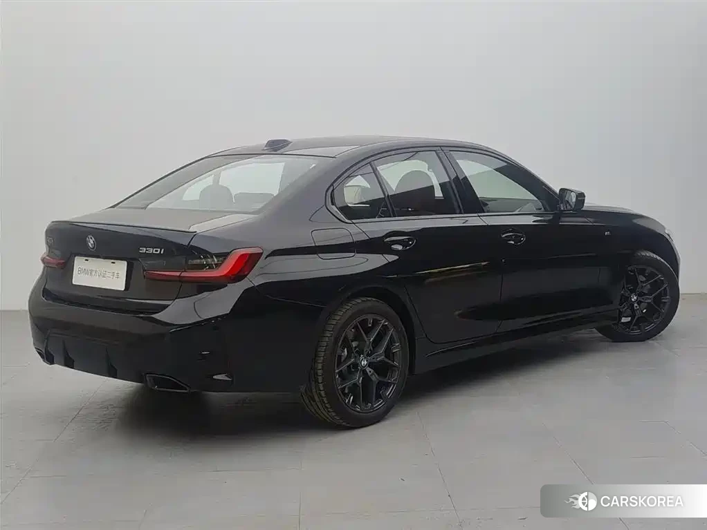BMW 3 series 2025 Черный из Китая, фото 3