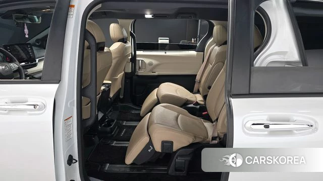 Toyota Sienna 4th Generation 2023 Белый из Кореи, фото 3