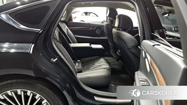 Genesis Electrified G80 (RG3) 2022 Черный из Кореи, фото 3