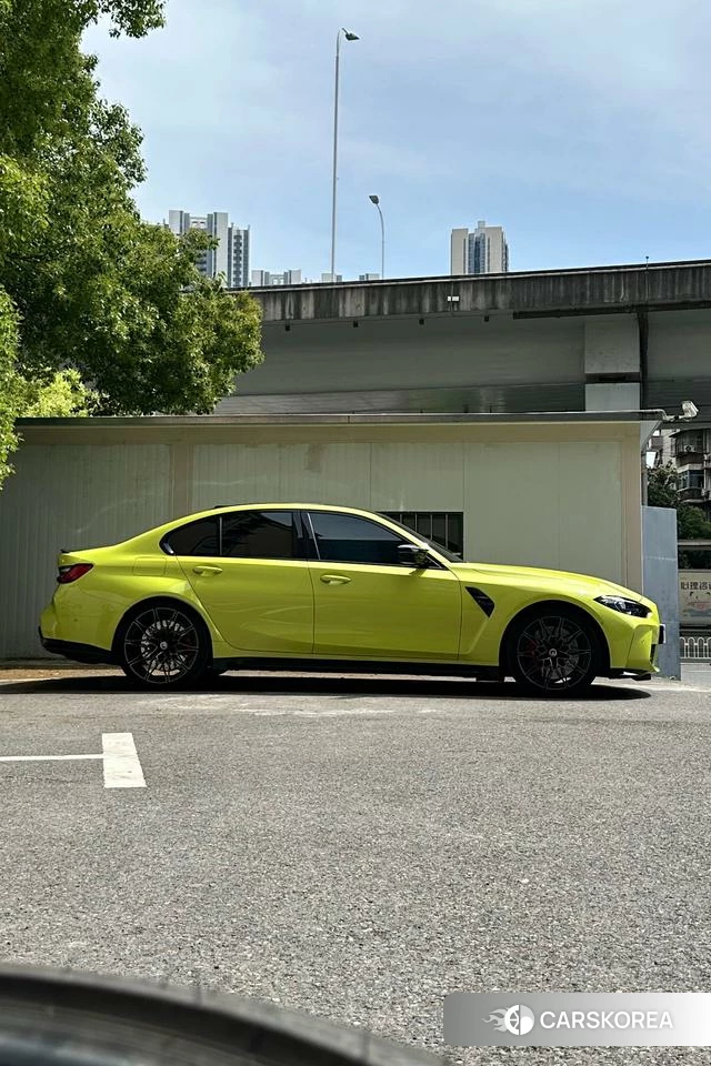 BMW M3 2023 Желтый из Китая, фото 3