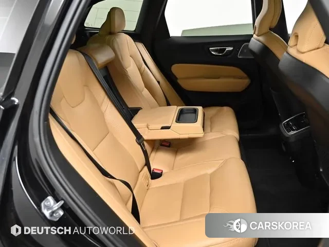 Volvo XC60 second Generation 2019 Черный из Кореи, фото 3