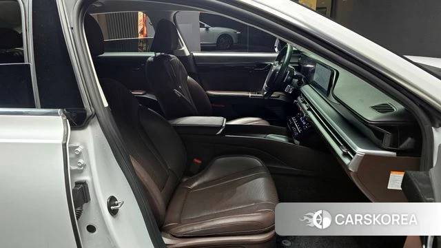 Hyundai Grandeur Hybrid (GN7) 2023 Белый из Кореи, фото 3