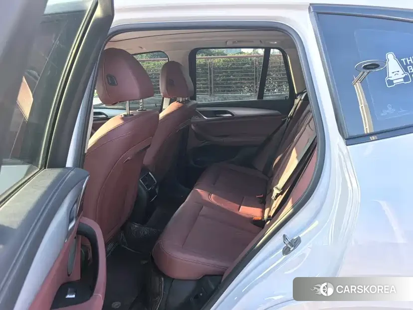 BMW iX3 2023 Белый из Китая, фото 3