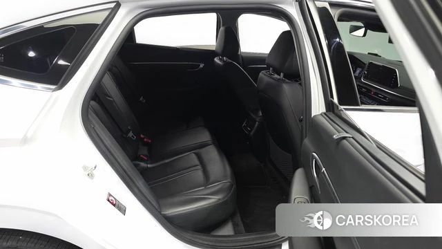 Hyundai Sonata (DN8) 2021 Белый из Кореи, фото 3