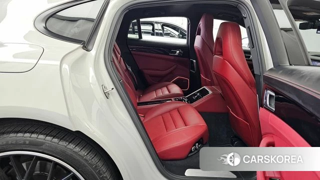 Porsche Panamera (971) 2020 Серебристо-серый из Кореи, фото 3