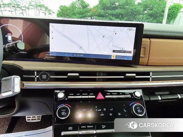 Hyundai Santa Fe (MX5) 2024 Серый из Кореи, фото 3