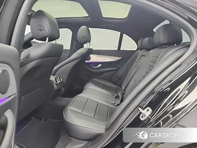 Mercedes-Benz E-Class W213 2019 Черный из Кореи, фото 3