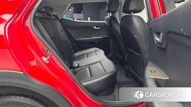 Kia Stonic 2018 Красный из Кореи, фото 3