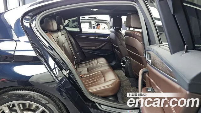 BMW 5 Series (G30) id 2690196 из Кореи 3