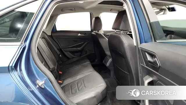 Volkswagen 7th Generation of Jetta 2021 Синий из Кореи, фото 3