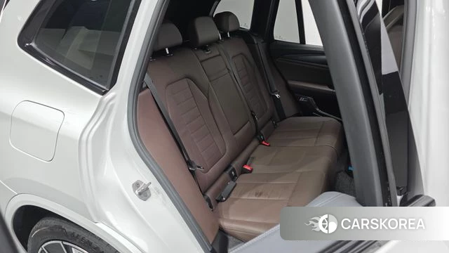 BMW iX3 2023 Белый из Кореи, фото 3