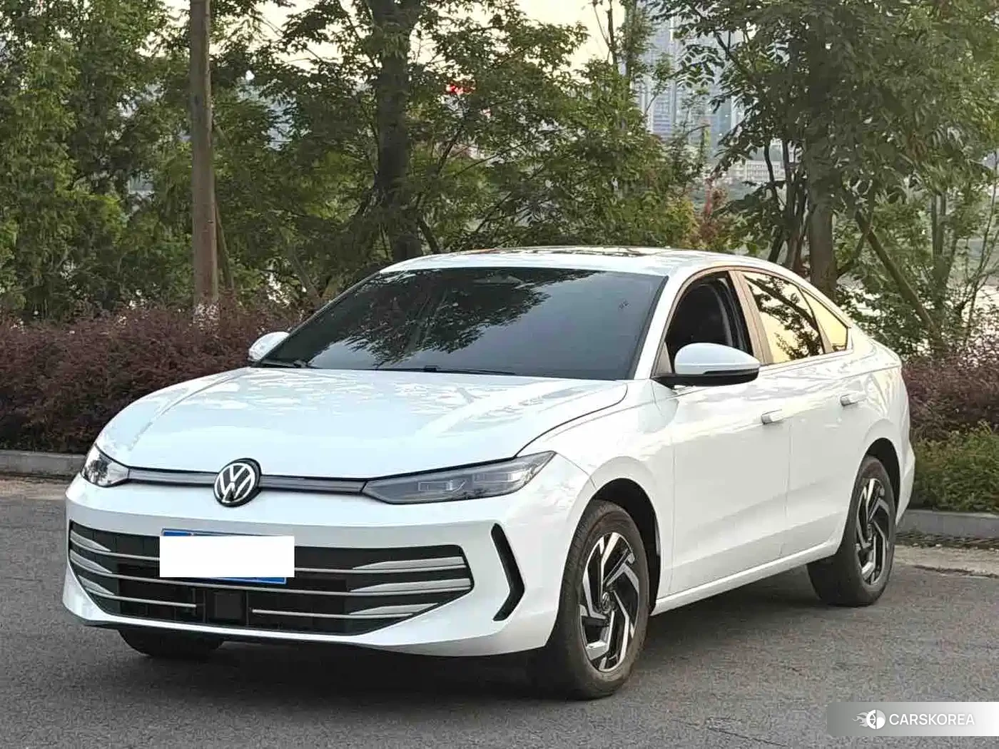 Volkswagen Lavida 2026 Белый из Китая, фото 3