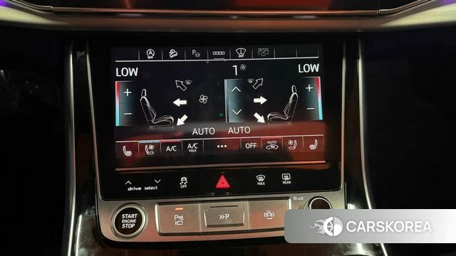Audi Q8 (4M) 2025 Черный из Кореи, фото 3