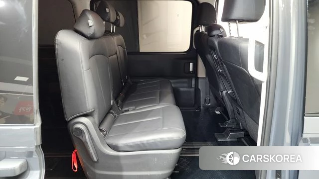 Hyundai Staria 2025 Серый из Кореи, фото 3