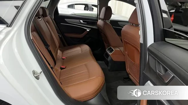 Audi A6 (C8) 2023 Белый из Кореи, фото 3