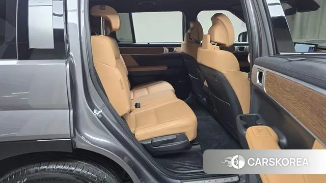 Hyundai Santa Fe (MX5) 2023 Серый из Кореи, фото 3