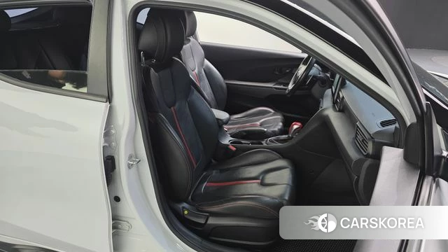 Hyundai Veloster (JS) 2019 Белый из Кореи, фото 3