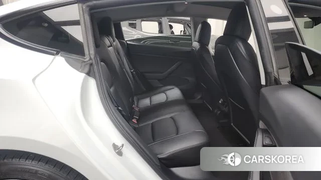 Tesla Model 3 2022 Белый из Кореи, фото 3