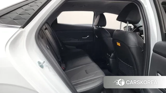 Hyundai The New Avante (CN7) 2025 Белый из Кореи, фото 3