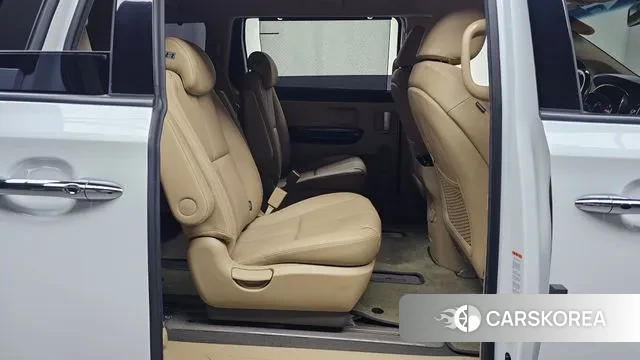 Kia The New Carnival 2019 Белый из Кореи, фото 3