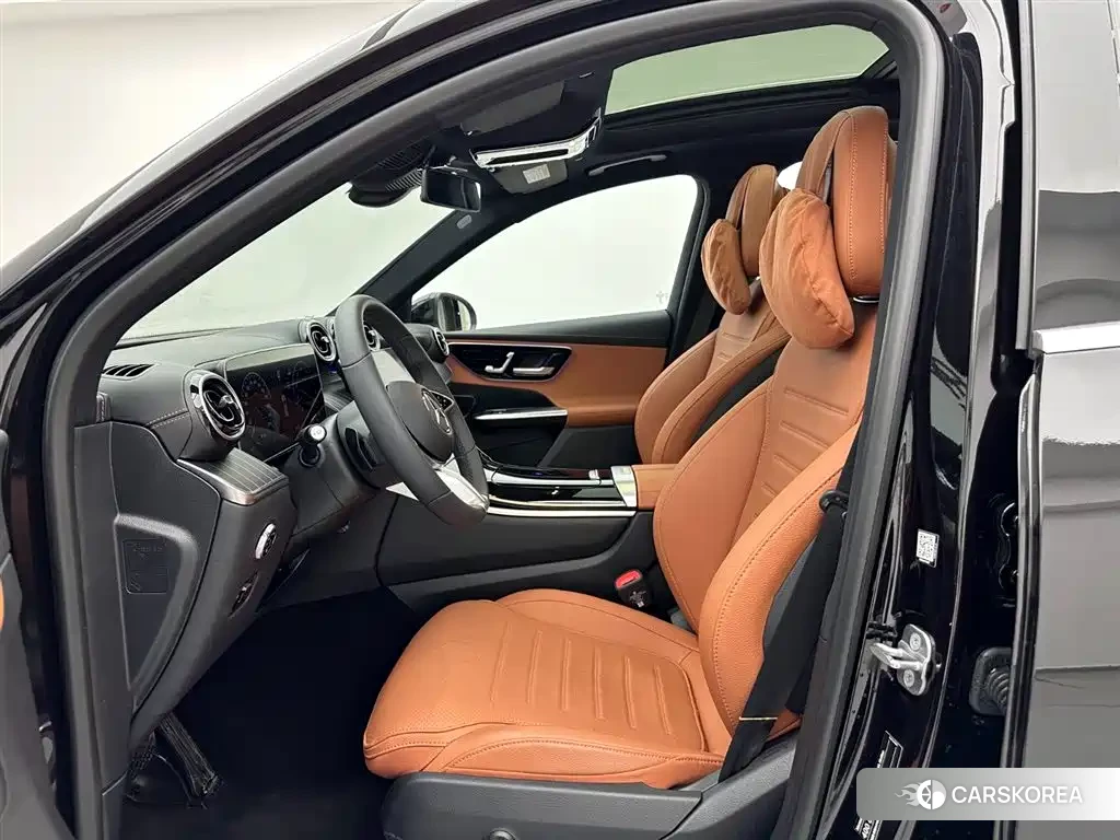 Mercedes-Benz GLC 2025 Черный из Китая, фото 3