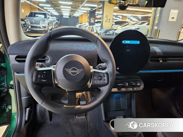 Mini Cooper C 4th generation 2025 Зеленый из Кореи, фото 3