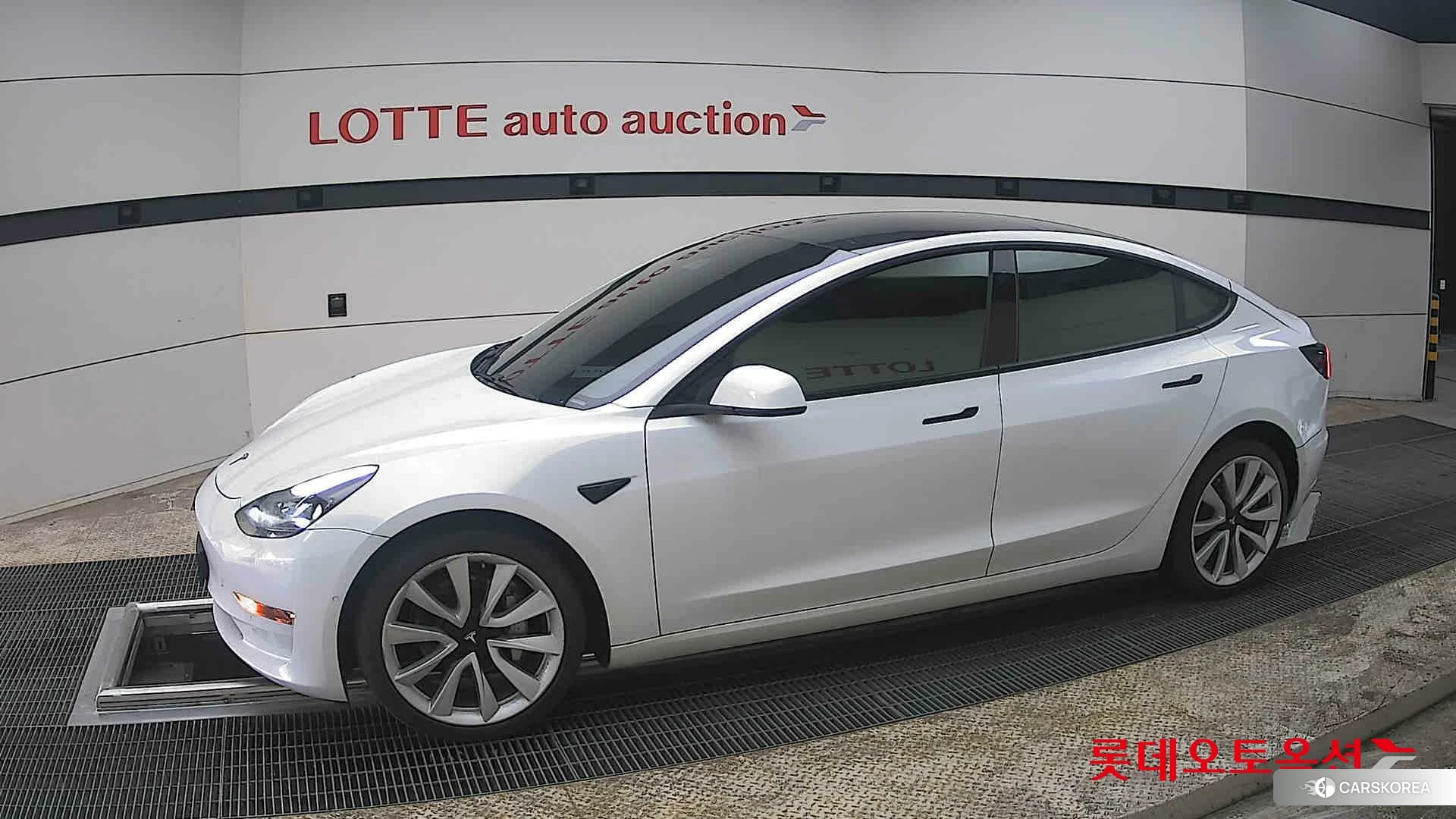 Tesla Model 3 Long Range 2021 Pearl White Multi-coat из Кореи, фото 3