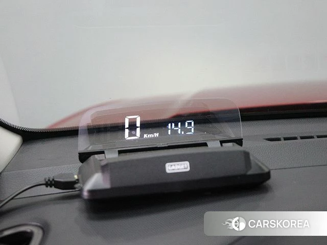 Hyundai Venue 2021 Красный из Кореи, фото 3