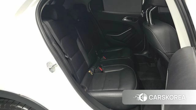 Mercedes-Benz GLA-Class X156 2019 Белый из Кореи, фото 3