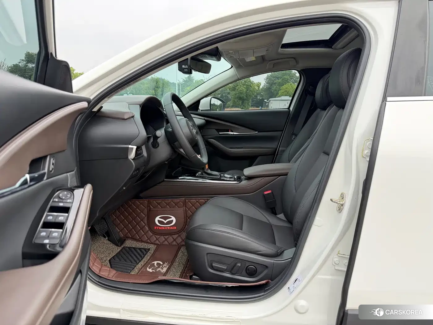 Mazda CX-30 2021 Белый из Китая, фото 3