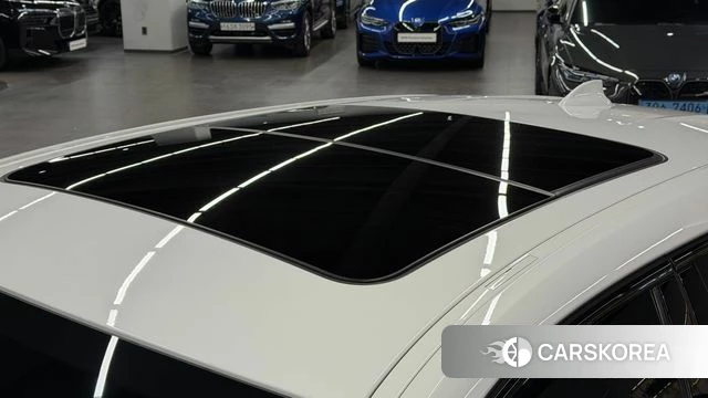 BMW 1 Series (F40) 2024 Белый из Кореи, фото 3