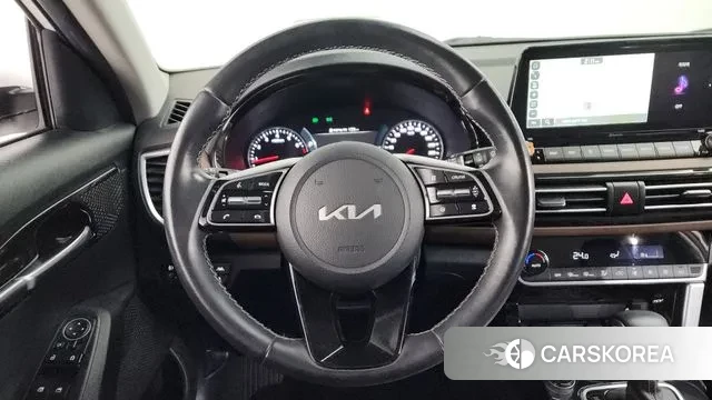 Kia Seltos 2021 Белый из Кореи, фото 3