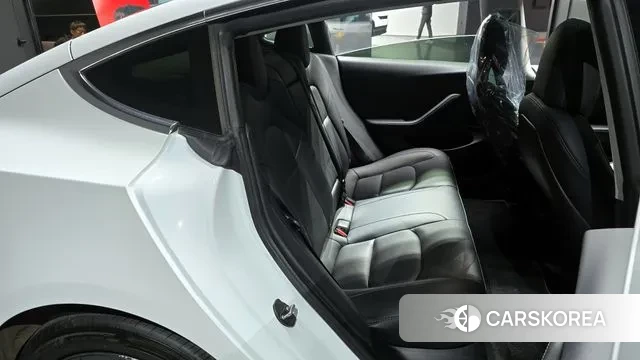 Tesla Model 3 2020 Белый из Кореи, фото 3