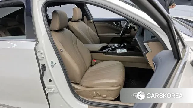 Kia K8 2023 Белый из Кореи, фото 3