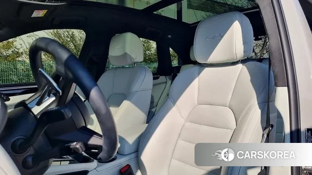 Porsche Macan 2023 Белый из Кореи, фото 3