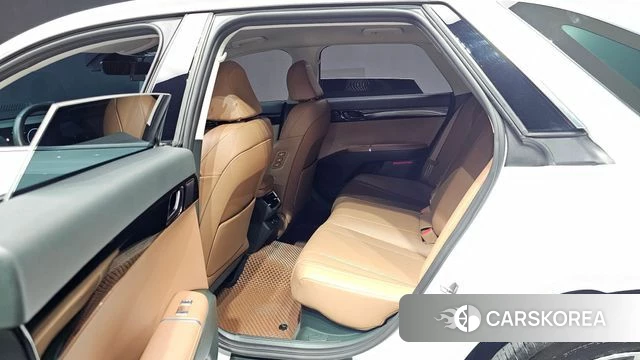 Hyundai Grandeur Hybrid (GN7) 2023 Белый из Кореи, фото 3