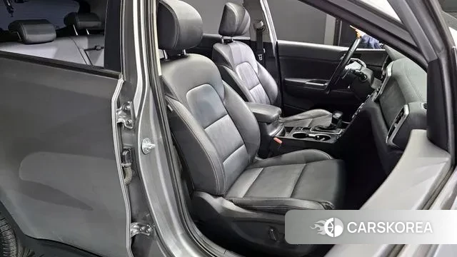 Kia Sportage The Bold 2020 Серый из Кореи, фото 3